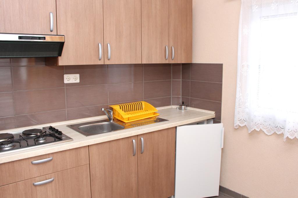 Apartments Beba Vir Habitación foto